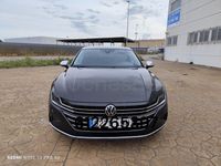 Usado VW Arteon Elegance 150 CV (110 kW) 2022 Gris / plata Berlina