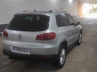 Usado VW Tiguan 140 CV (102 kW) 2012 Gris / plata SUV
