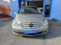 Usado Mercedes B200 140 CV (102 kW) 2007 Gris / plata Monovolumen
