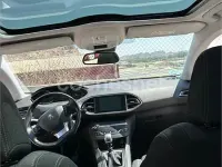 Usado Peugeot 308 SW Allure 130 CV (95 kW) 2014 Gris / plata Familiar