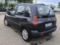 Usado Hyundai Matrix GLS 82 CV (60 kW) 2002 Negro Monovolumen