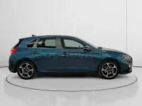 Usado Hyundai i30 N Line 120 CV (88 kW) 2024 Azul Berlina