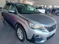 Usado Peugeot 3008 Allure 130 CV (95 kW) 2018 Gris / plata SUV
