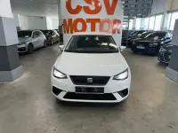 Usado Seat Ibiza Style 110 CV (80 kW) 2022 Blanco Utilitario