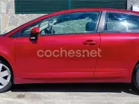 Usado Citroën C4 92 CV (67 kW) 2006 Granate Berlina