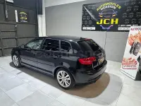 Usado Audi A3 Ambition 140 CV (102 kW) 2012 Negro Utilitario