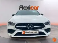 Usado Mercedes CLA200 Shooting Brake 150 CV (110 kW) 2023 Blanco Familiar