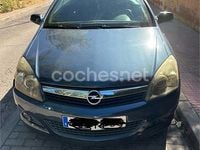 Usado Opel Astra Cabriolet Cosmo 150 CV (110 kW) 2007 Gris / plata Descapotable