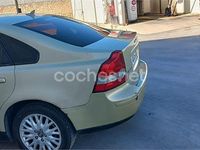 Usado Volvo S40 Momentum 140 CV (102 kW) 2004 Amarillo Berlina