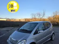 Usado Mercedes A210 140 CV (102 kW) 2004 Plateado Utilitario