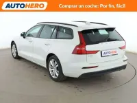 Usado Volvo V60 Momentum 150 CV (110 kW) 2019 Blanco Familiar
