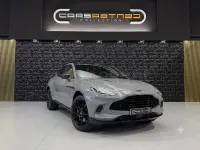 Usado Aston Martin DBX 550 CV (404 kW) 2022 Gris / plata SUV