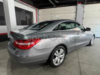Usado Mercedes E250 Elegance 204 CV (150 kW) 2009 Gris / plata Coupe