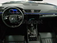 Usado Skoda Superb 218 CV (160 kW) 2022 Azul Berlina
