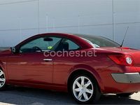 Usado Renault Mégane Cabriolet Dynamique 120 CV (88 kW) 2006 Granate Descapotable