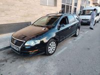 Usado VW Passat Advance 110 CV (80 kW) 2009 Negro Familiar