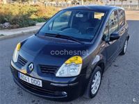 Usado Renault Modus Privilege 80 CV (58 kW) 2004 Negro Monovolumen