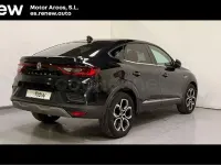 Usado Renault Arkana Zen 140 CV (102 kW) 2022 Negro SUV