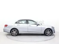 Usado Mercedes E220 170 CV (125 kW) 2016 Gris / plata Berlina
