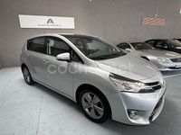 Usado Toyota Verso Advance 112 CV (82 kW) 2014 Gris / plata Monovolumen