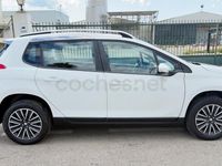 Usado Peugeot 2008 Active 82 CV (60 kW) 2015 Blanco SUV