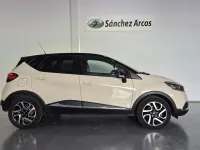 Usado Renault Captur Zen 90 CV (66 kW) 2016 Beige SUV