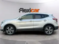 Usado Nissan Qashqai Acenta 140 CV (102 kW) 2018 Gris SUV