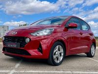 Usado Hyundai i10 84 CV (61 kW) 2021 Rojo Utilitario
