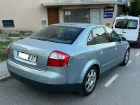 Usado Audi A4 180 CV (132 kW) 2001 Gris / plata Berlina