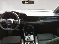 Usado Audi A3 S-Line 150 CV (110 kW) 2025 Gris / plata Berlina