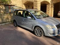 Usado VW Touran Sport 140 CV (102 kW) 2008 Gris / plata Monovolumen