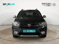 Usado Dacia Sandero Essentiel 90 CV (66 kW) 2019 Gris Berlina