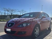 Usado Seat Leon Reference 140 CV (102 kW) 2006 Rojo Utilitario