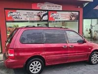 Usado Kia Carnival 144 CV (105 kW) 2004 Burdeos Monovolumen