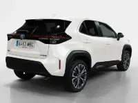 Usado Toyota Yaris Hybrid Style 116 CV (85 kW) 2022 Blanco