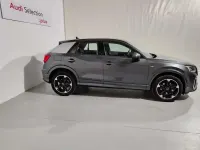 Usado Audi Q2 S-Line 116 CV (85 kW) 2025 Gris SUV