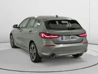 Usado BMW 118 136 CV (100 kW) 2024 Gris / plata Berlina