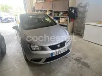 Usado Seat Ibiza I-Tech 105 CV (77 kW) 2014 Gris / plata Berlina