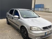 Usado Opel Astra Club 75 CV (55 kW) 2001 Gris / plata Berlina
