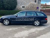 Usado Mercedes E320 Avantgarde 204 CV (150 kW) 2003 Azul Familiar
