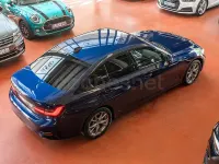 Begagnad BMW 318 Sport Line 150 HK (110 kW) 2020 Blå Sedan