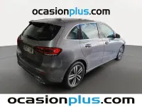 Usado Mercedes B200 150 CV (110 kW) 2021 Gris Utilitario