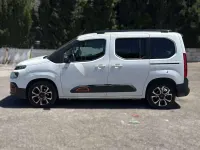 Usado Citroën Berlingo Feel 102 CV (75 kW) 2020 Blanco Monovolumen