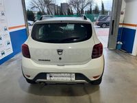 Usado Dacia Sandero Comfort 95 CV (69 kW) 2020 Blanco Berlina