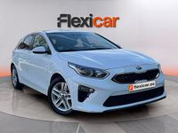 Usado Kia Ceed 120 CV (88 kW) 2019 Blanco Utilitario