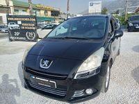Usado Peugeot 5008 Family 114 CV (83 kW) 2011 Negro Monovolumen