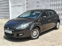 Usado Fiat Bravo Active 105 CV (77 kW) 2010 Gris / plata Utilitario