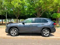 Usado Toyota RAV4 Hybrid Advance 218 CV (160 kW) 2022 Gris / plata SUV