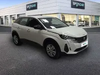 Usado Peugeot 3008 Active 131 CV (96 kW) 2022 Blanco SUV