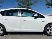 Usado Opel Astra Essentia 95 CV (69 kW) 2011 Blanco Berlina